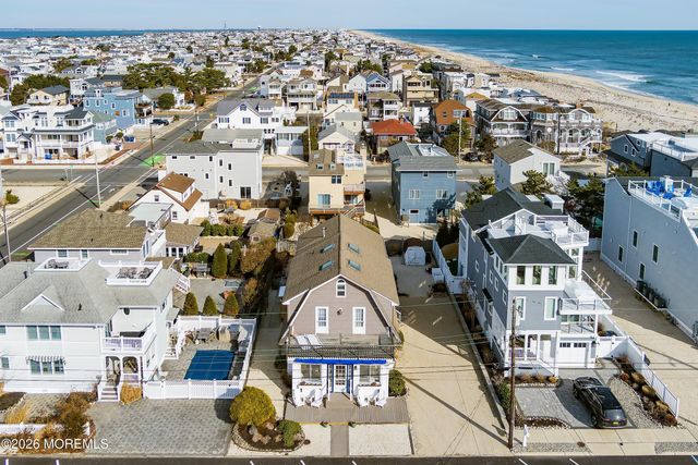 23 5th Street, Beach Haven, NJ 08008