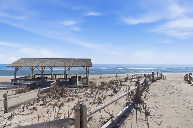 23 5th Street, Beach Haven, NJ 08008