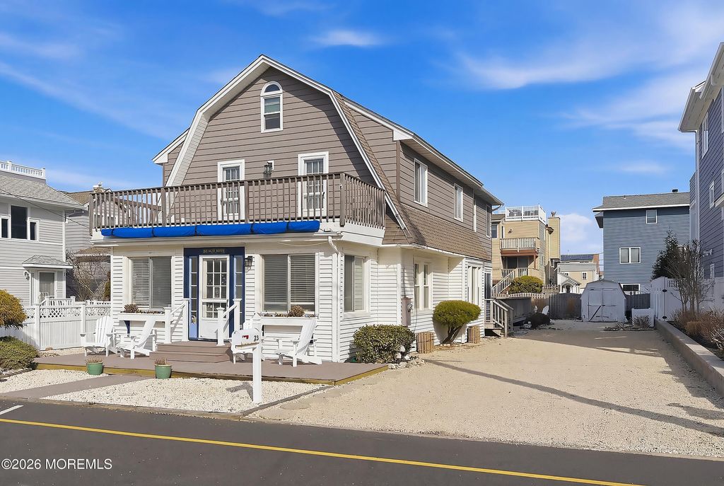 23 5th Street, Beach Haven, NJ 08008
