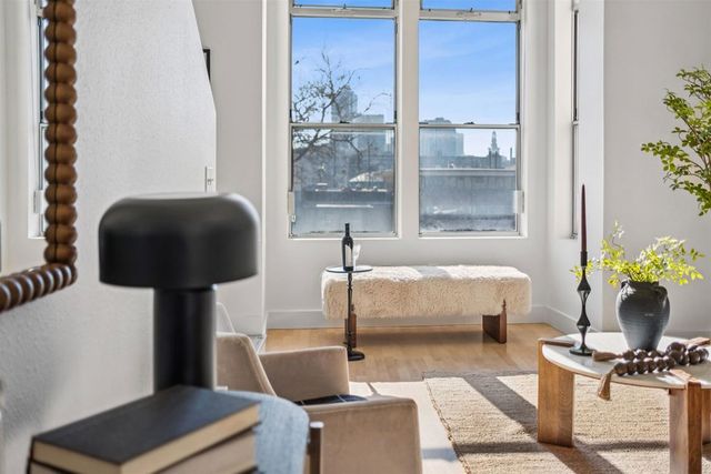 425 28th 103B, Oakland, CA 94612