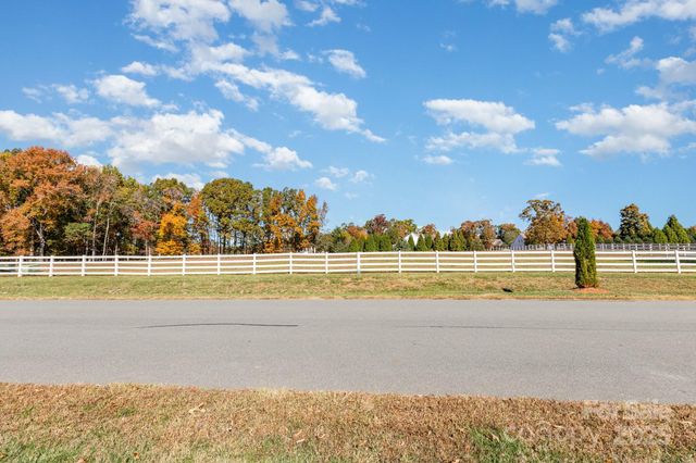 6421 Joli Cheval Lane 9, Mint Hill, NC 28227