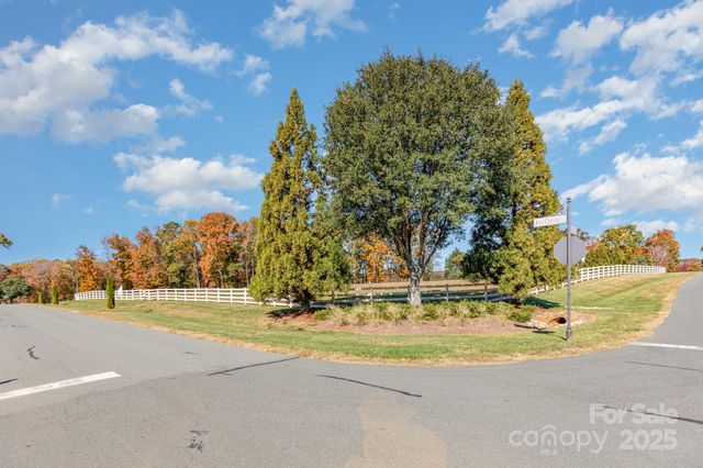 6421 Joli Cheval Lane 9, Mint Hill, NC 28227