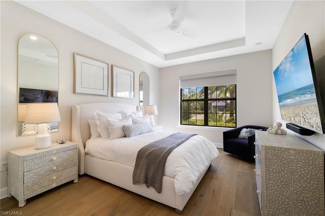 19381 Aqua Shore DR, Fort Myers, FL 33913