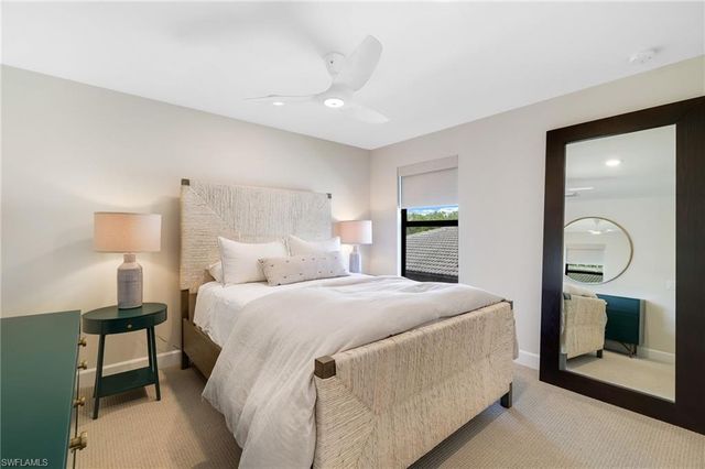 19381 Aqua Shore DR, Fort Myers, FL 33913