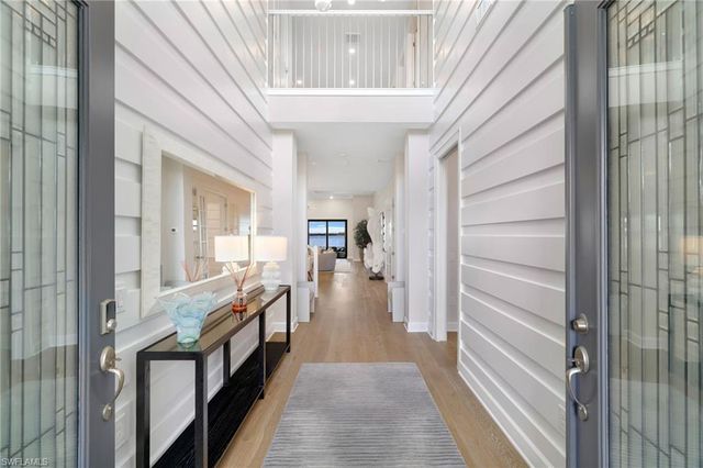 19381 Aqua Shore DR, Fort Myers, FL 33913