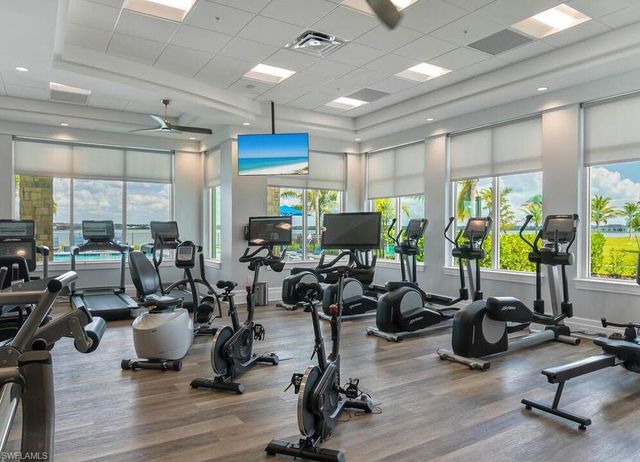 19381 Aqua Shore DR, Fort Myers, FL 33913