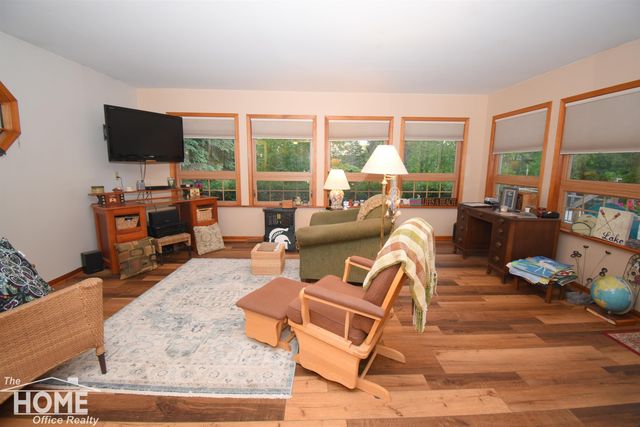 1910 Lake Court, Bennington Twp, MI 48867