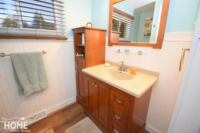 1910 Lake Court, Bennington Twp, MI 48867