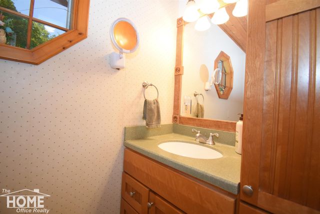 1910 Lake Court, Bennington Twp, MI 48867