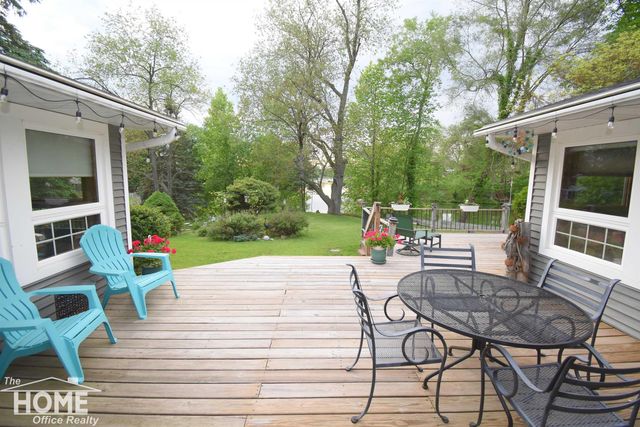 1910 Lake Court, Bennington Twp, MI 48867