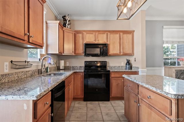 45630 Altz Street, Utica, MI 48315