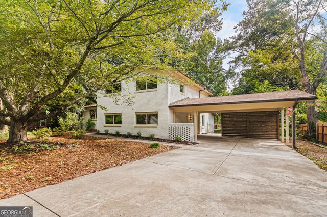 2820 Ponderosa Circle, Decatur, GA 30033