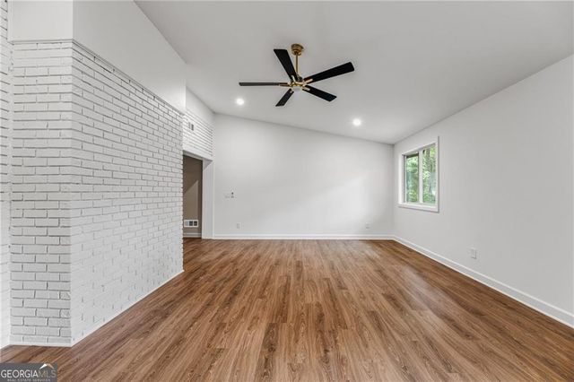 2820 Ponderosa Circle, Decatur, GA 30033