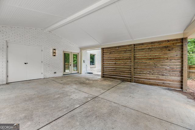 2820 Ponderosa Circle, Decatur, GA 30033