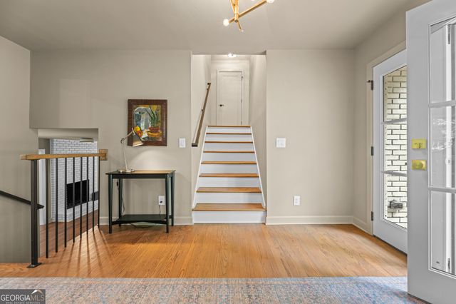 2820 Ponderosa Circle, Decatur, GA 30033
