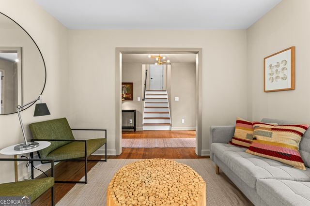 2820 Ponderosa Circle, Decatur, GA 30033