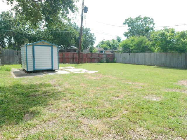 3510 Austin St, Corpus Christi, TX 78411