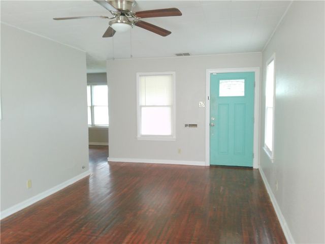 3510 Austin St, Corpus Christi, TX 78411
