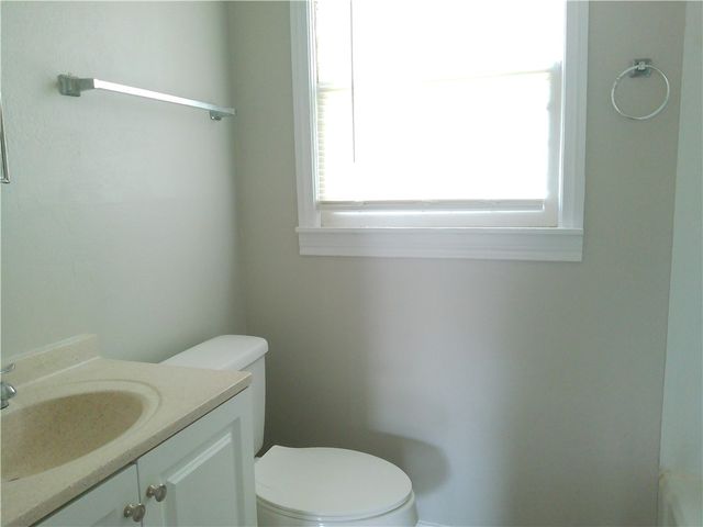 3510 Austin St, Corpus Christi, TX 78411