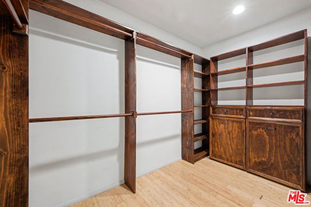 1200 S Corning Street P303, Los Angeles, CA 90035