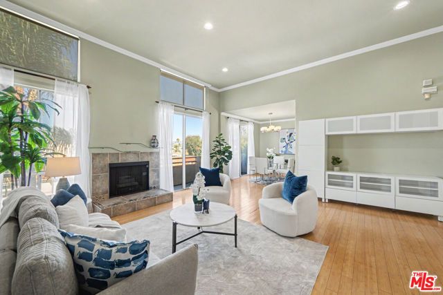 1200 S Corning Street P303, Los Angeles, CA 90035