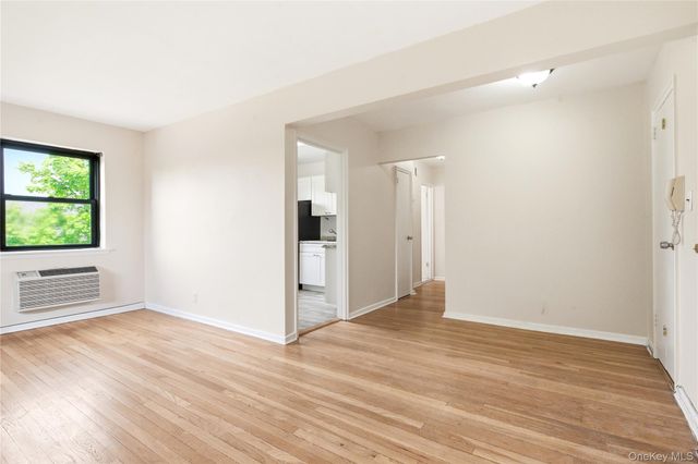 46-11 215th Place 3A, Bayside, NY 11361