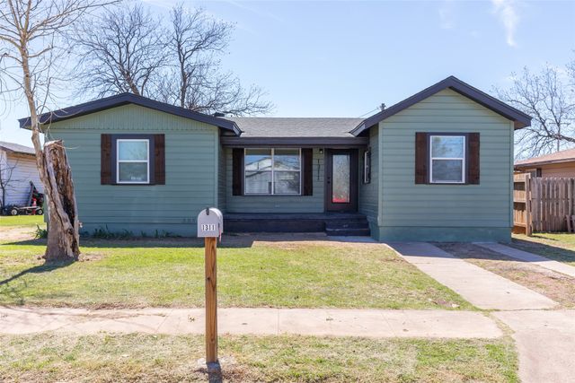 1311 Westover Drive, Anson, TX 79501