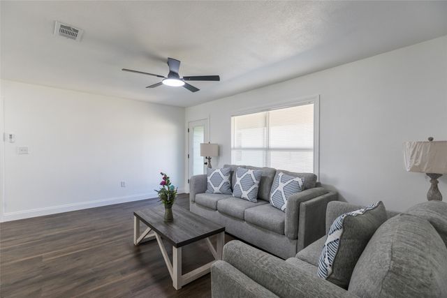 1311 Westover Drive, Anson, TX 79501