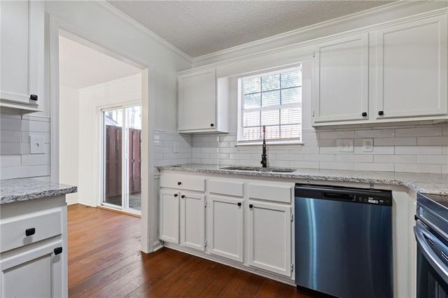 6423 Wedgeview Drive, Tucker, GA 30084