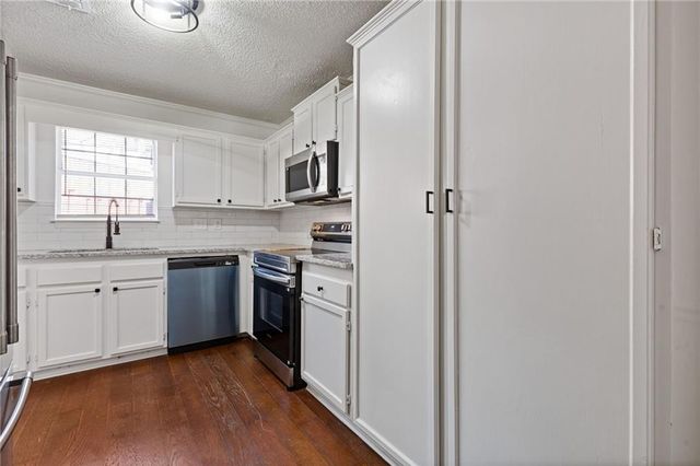 6423 Wedgeview Drive, Tucker, GA 30084