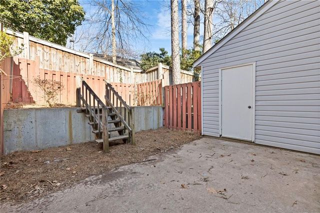 6423 Wedgeview Drive, Tucker, GA 30084