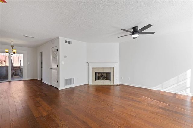 6423 Wedgeview Drive, Tucker, GA 30084