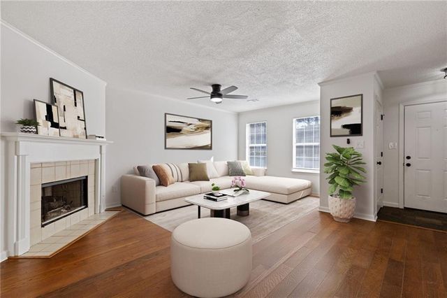 6423 Wedgeview Drive, Tucker, GA 30084