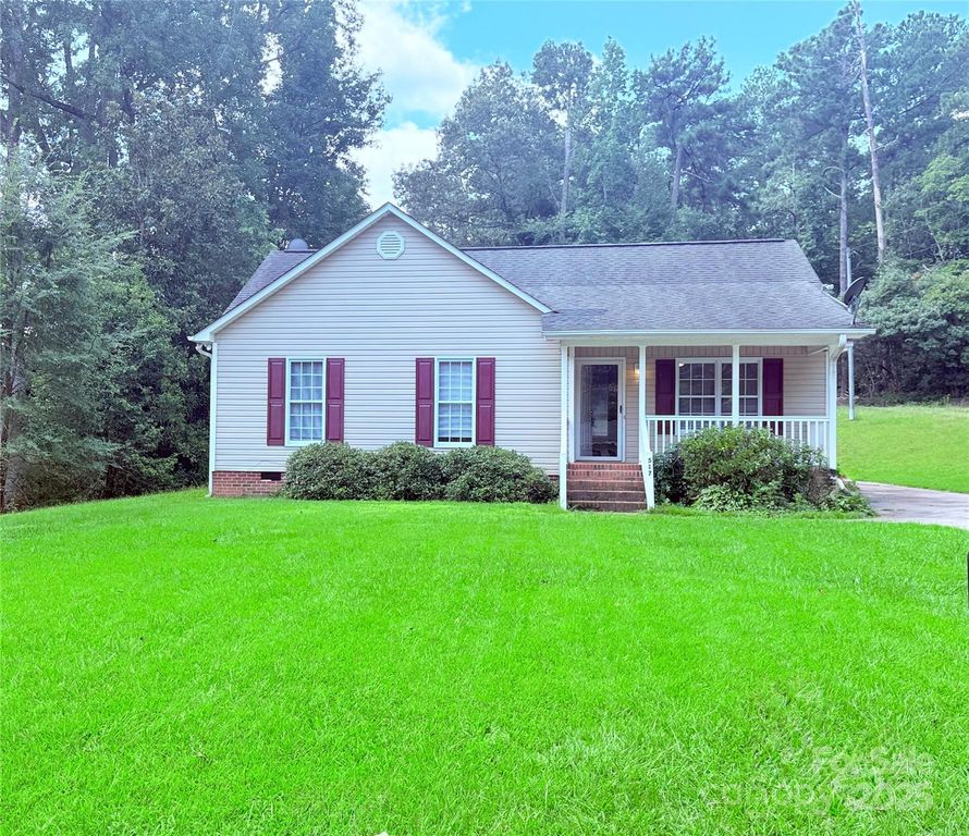 517 N Pine Lane, Wadesboro, NC 28170
