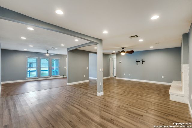 12743 El Sonteo, San Antonio, TX 78233