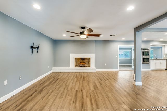 12743 El Sonteo, San Antonio, TX 78233