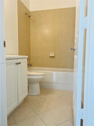 11219 SW 234th Ter 11219, Homestead, FL 33032