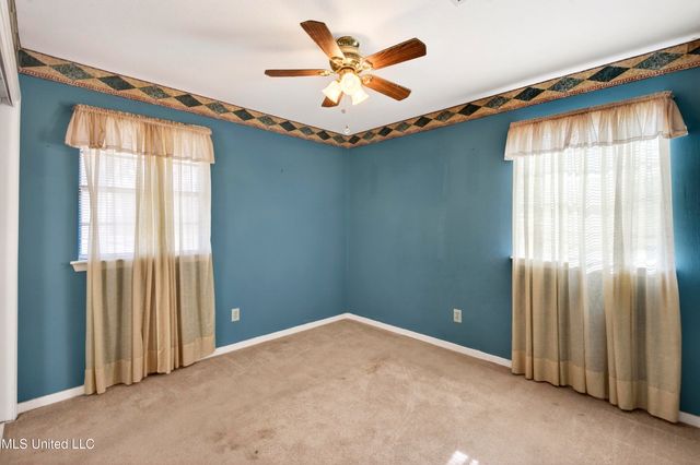 6505 Lancaster Boulevard, Ocean Springs, MS 39564