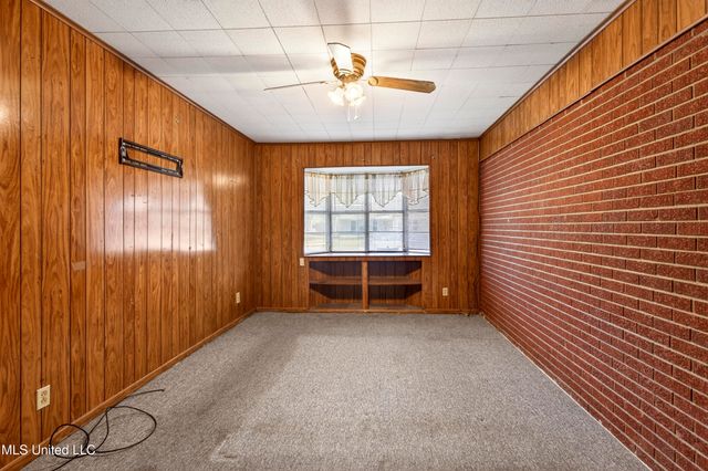 6505 Lancaster Boulevard, Ocean Springs, MS 39564