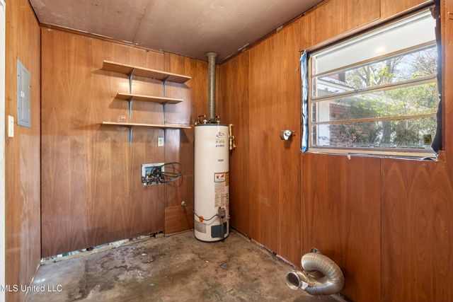 6505 Lancaster Boulevard, Ocean Springs, MS 39564