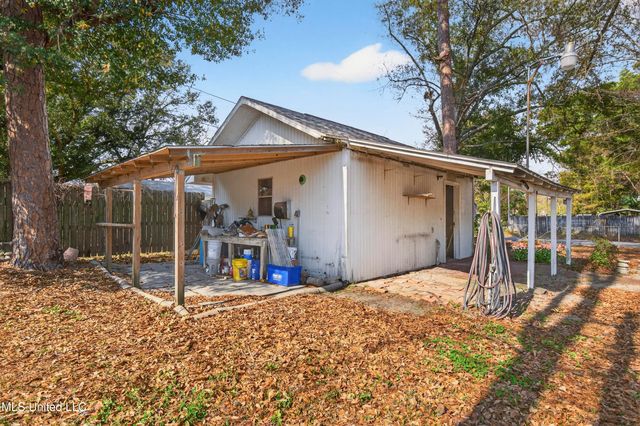 6505 Lancaster Boulevard, Ocean Springs, MS 39564