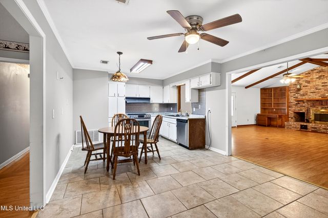 6505 Lancaster Boulevard, Ocean Springs, MS 39564