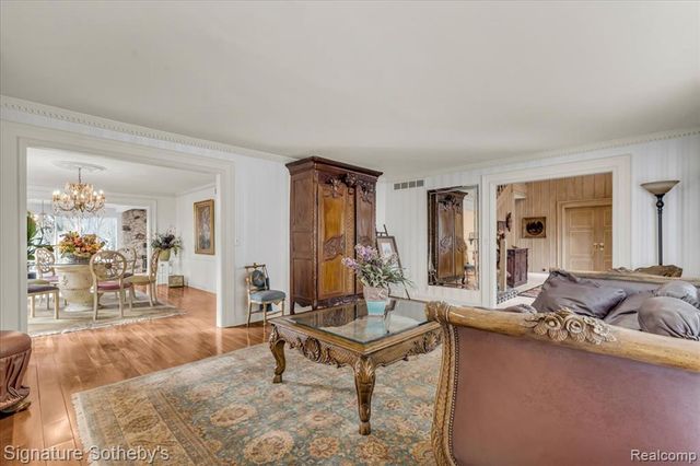 38383 Saddle Lane, Clinton Township, MI 48036