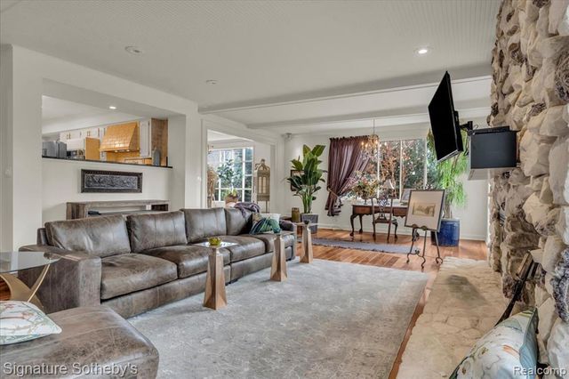 38383 Saddle Lane, Clinton Township, MI 48036