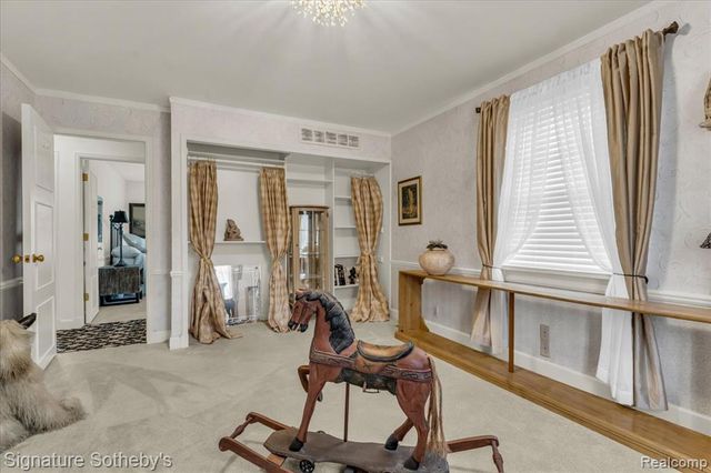 38383 Saddle Lane, Clinton Township, MI 48036