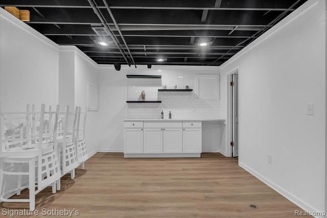 38383 Saddle Lane, Clinton Township, MI 48036