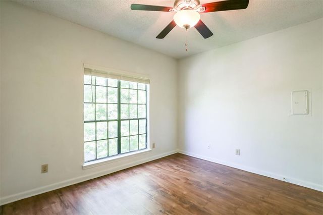 912 W 22nd ST 208, Austin, TX 78705