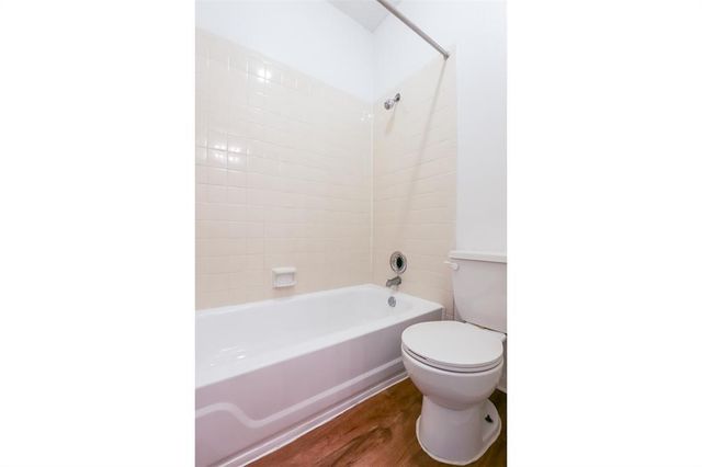 912 W 22nd ST 208, Austin, TX 78705