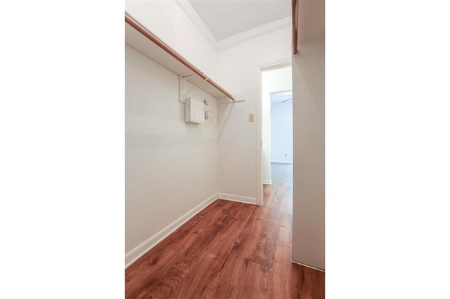 912 W 22nd ST 208, Austin, TX 78705