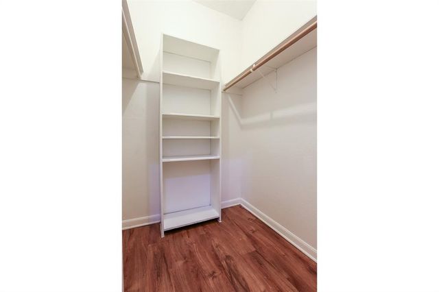 912 W 22nd ST 208, Austin, TX 78705